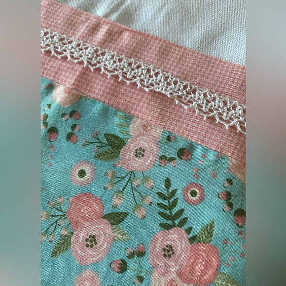 Winter Garden - Handmade tea towel (100% Cotton) - Picture 3 of 3